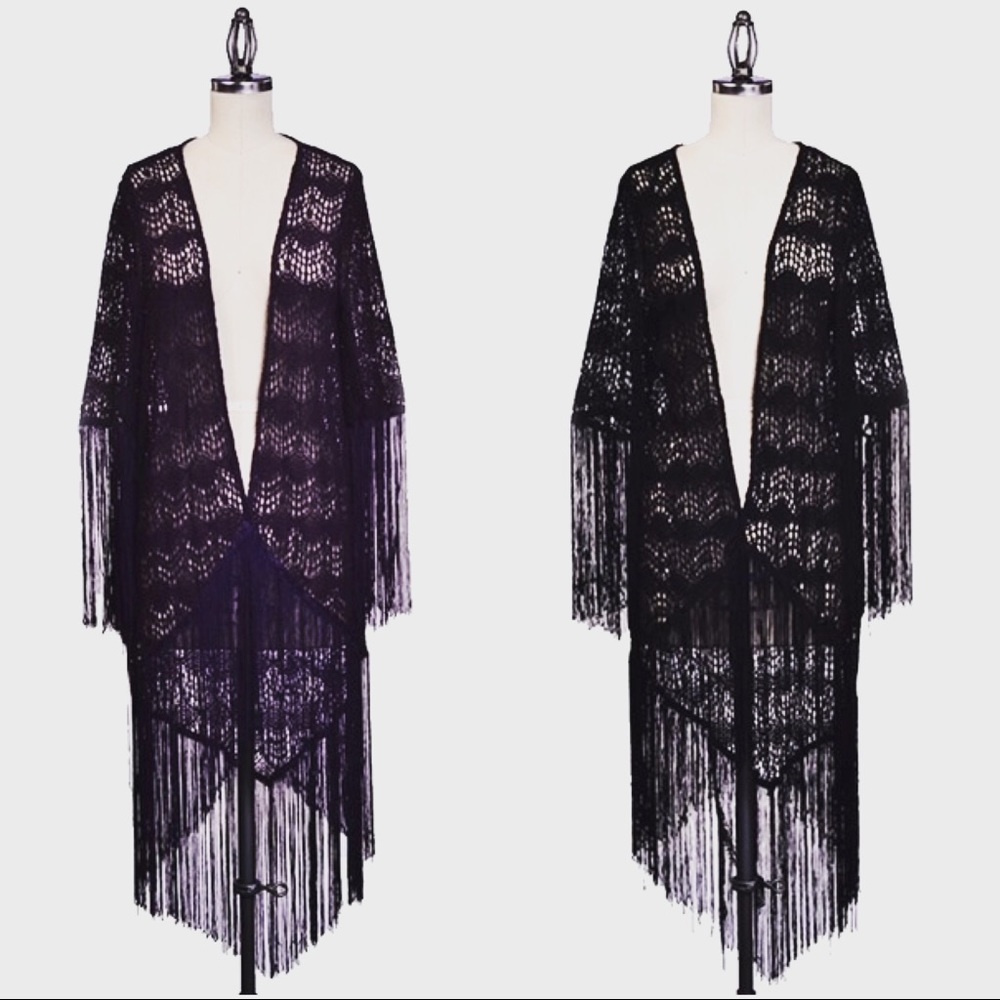 **SEE 👇**ROARING 20s FRINGE KIMONO (BLACK)